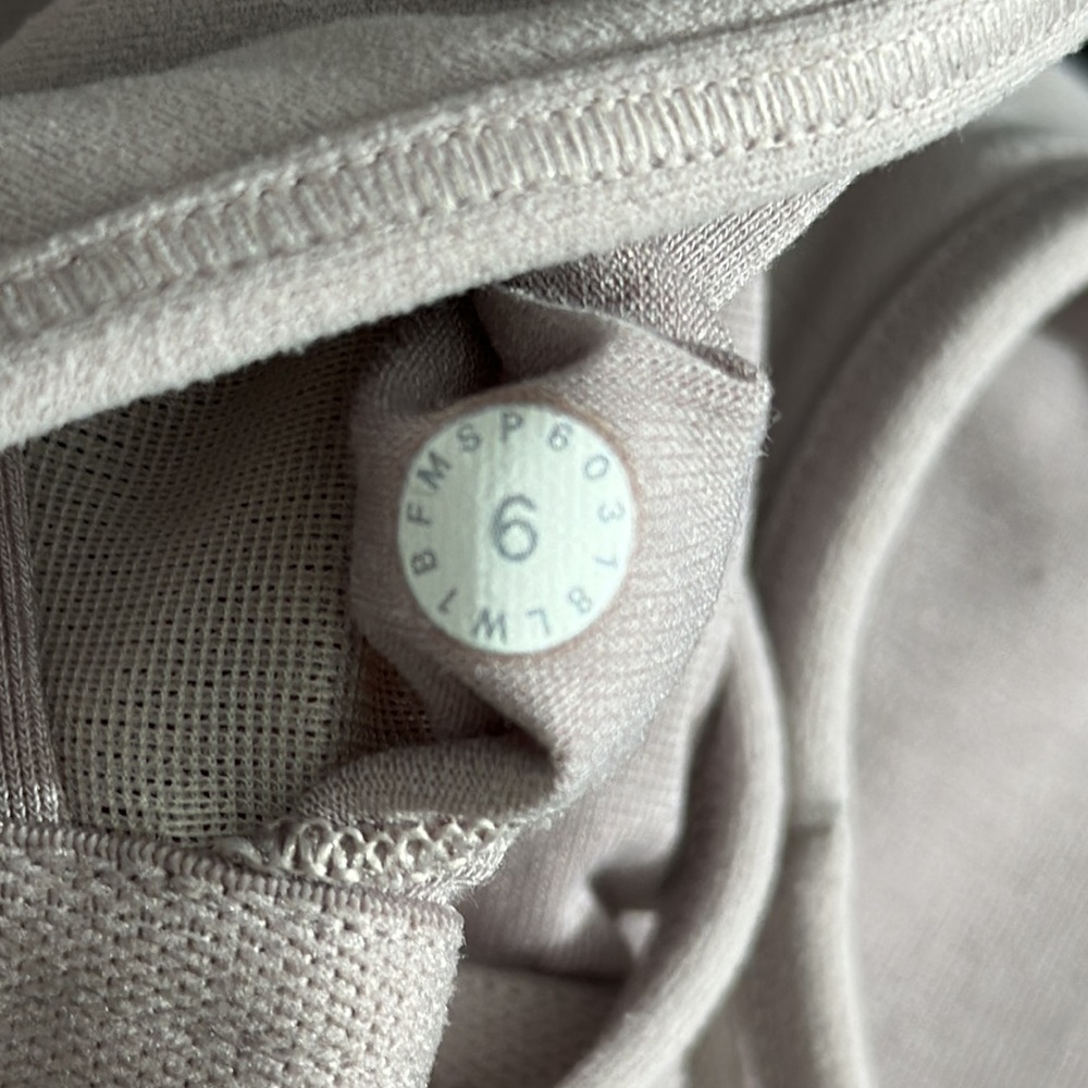 32 Lululemon Free To Be Tank *Nulu - Picture 11 of 11